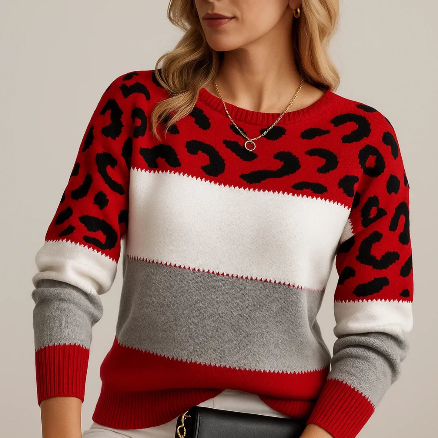 Knitted sweater with leopard pattern