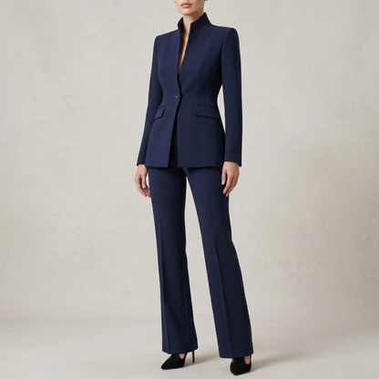 Avela Suit