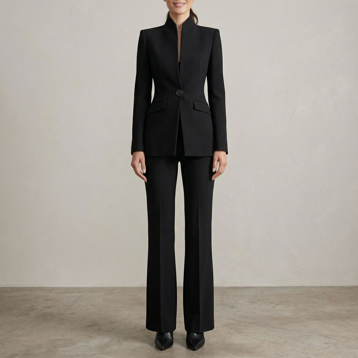 Avela Suit