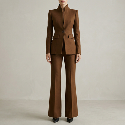Avela Suit