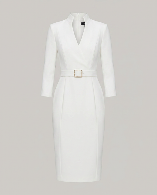 Refined dress with belt