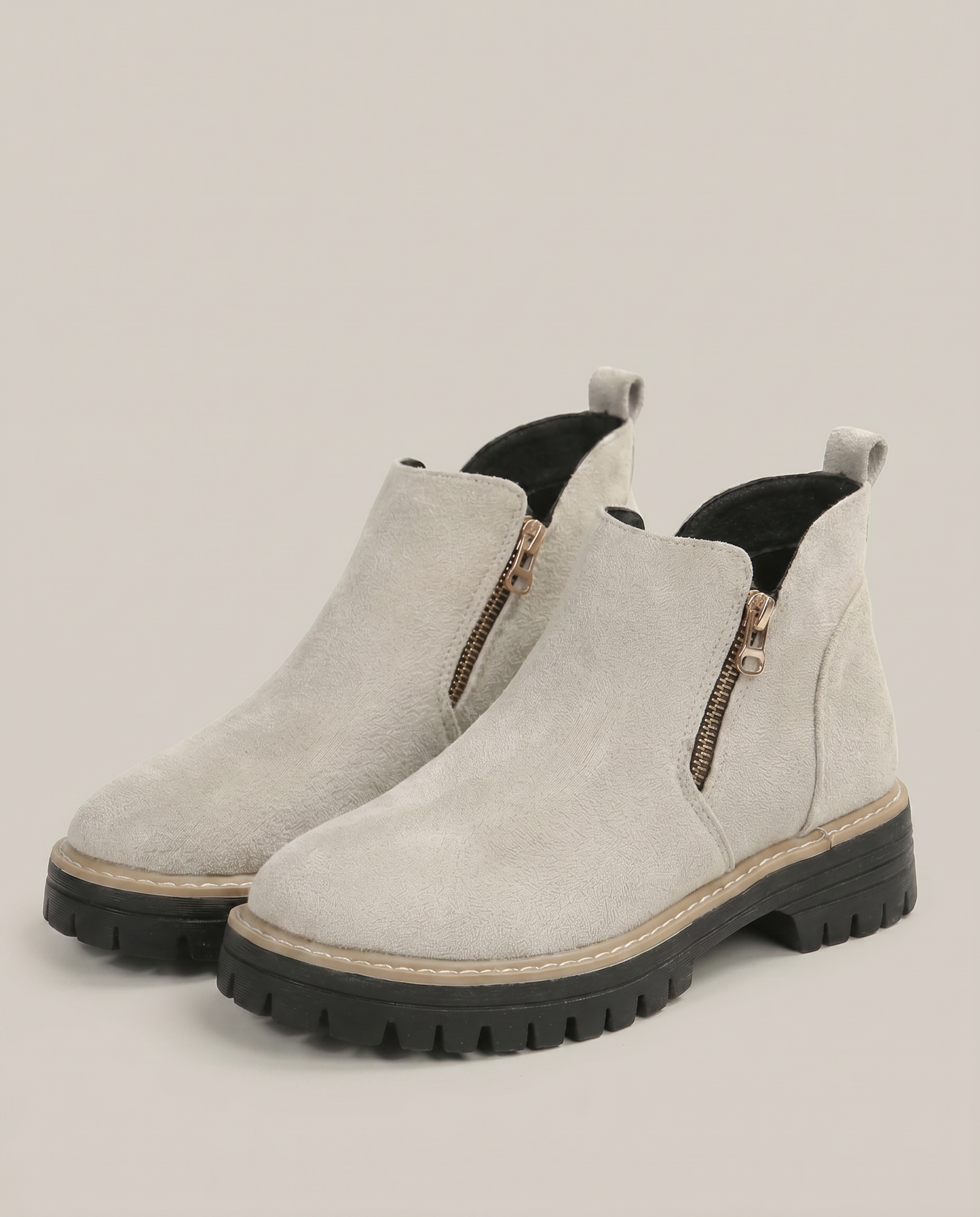 NOVA SHOE
