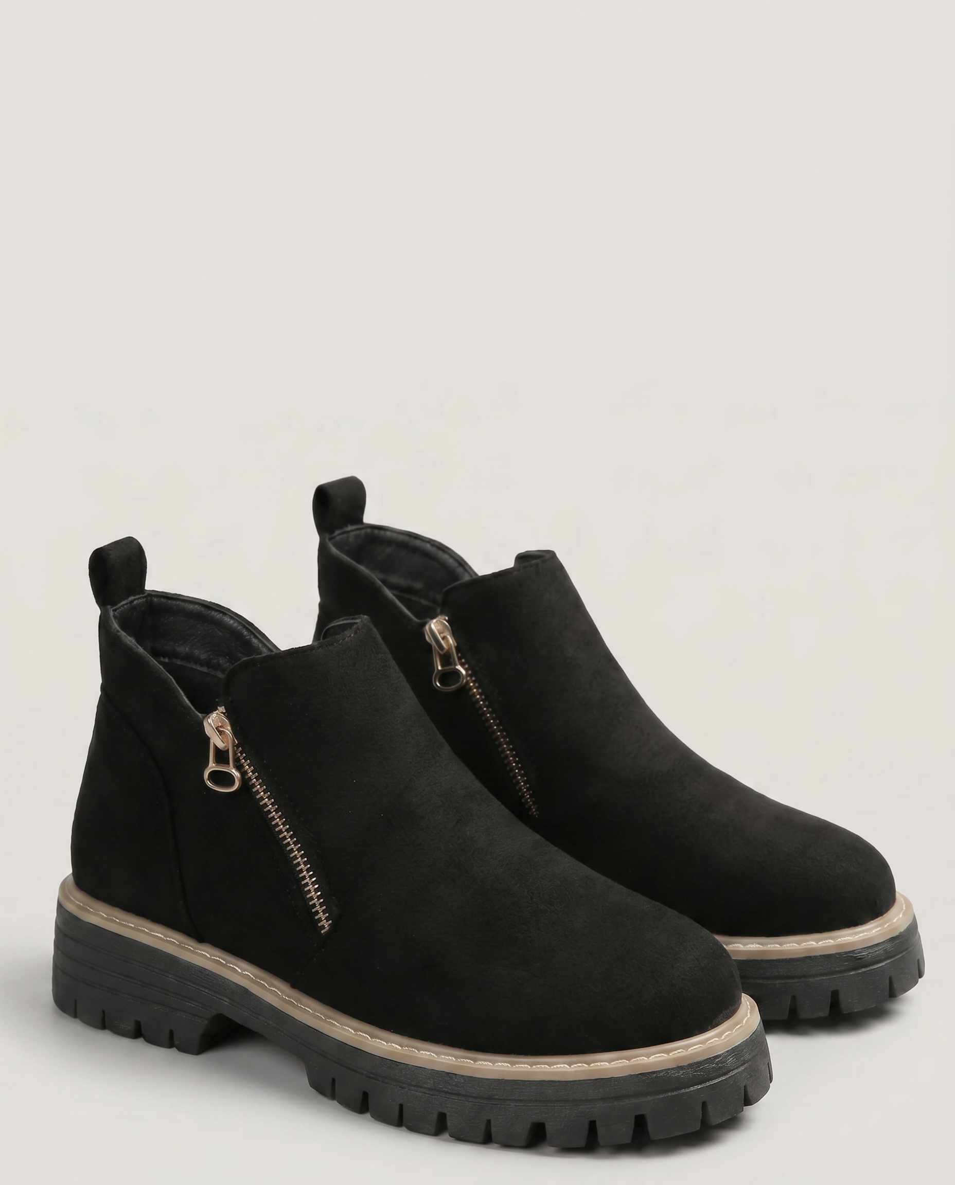 NOVA SHOE