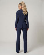 Avela Suit