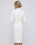 Refined dress with belt