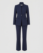Avela Suit
